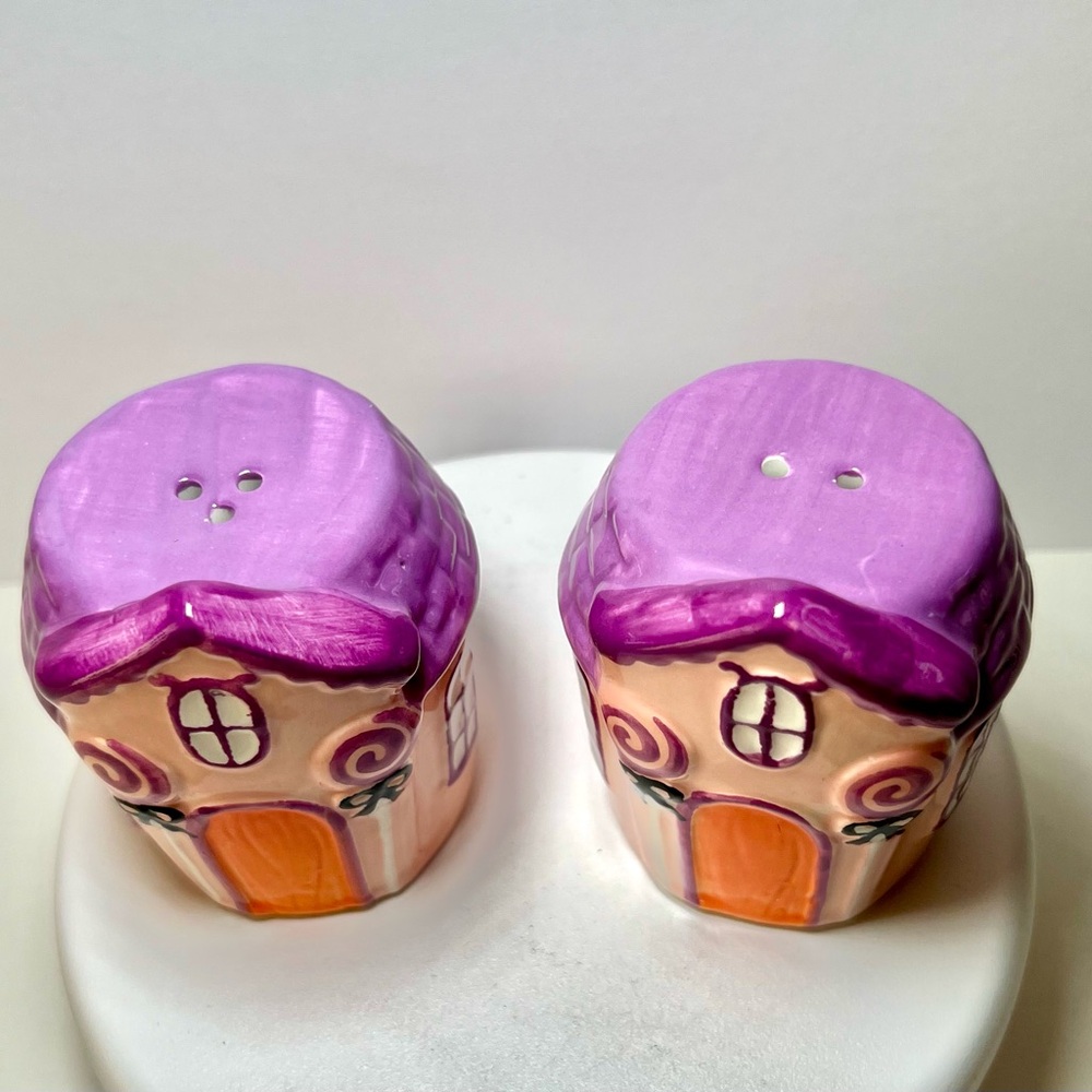 Halloween Pink & Purple Haunted House Salt & Pepper Shakers Gingerbread Style - Picture 3 of 9